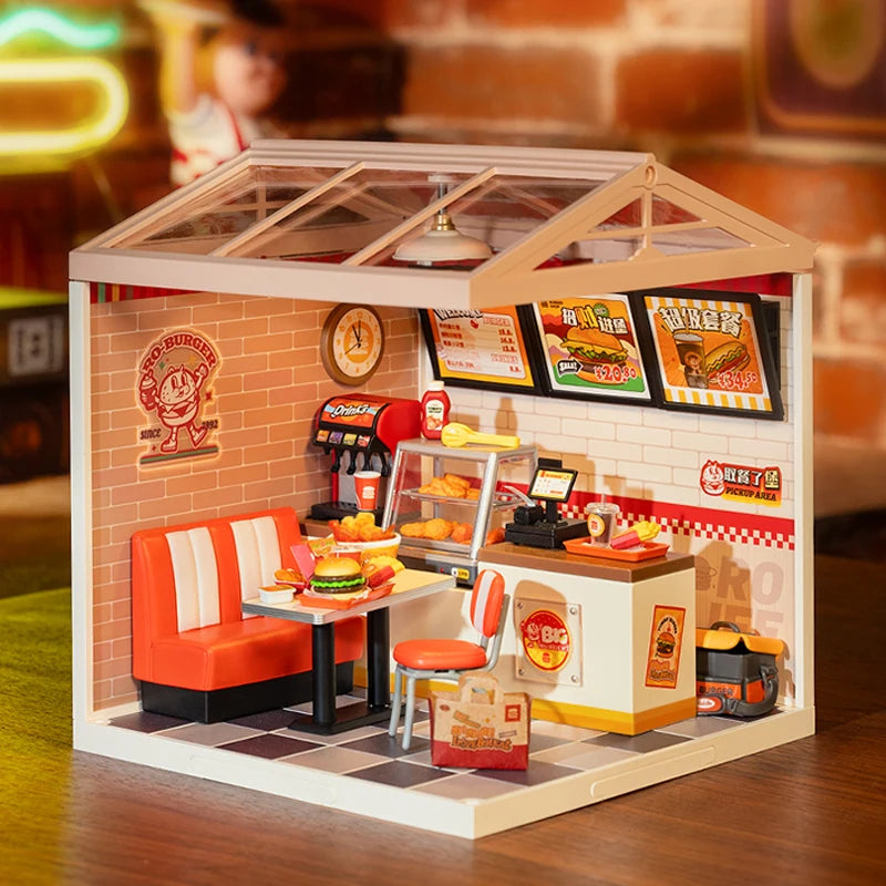 Super Creator Series Plastic Dollhouse